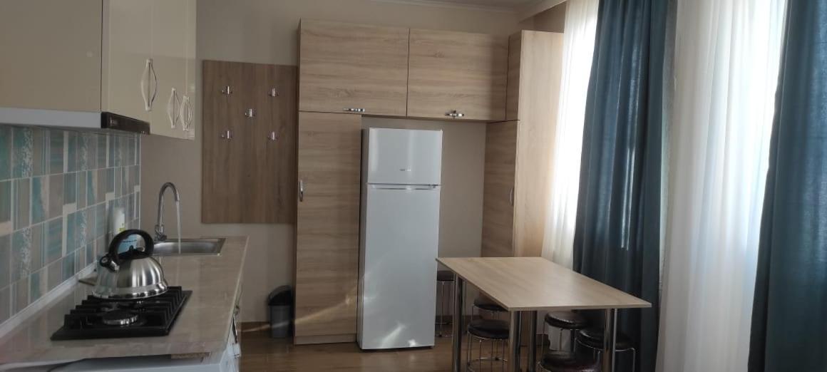 Nias'S Apartment In バクリアニ エクステリア 写真
